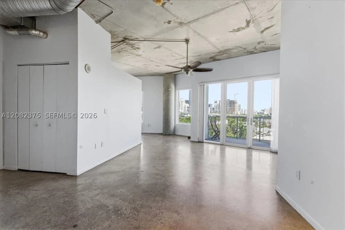 2-bedroom Condo — 10 South River Dr #806, Miami, FL 33130