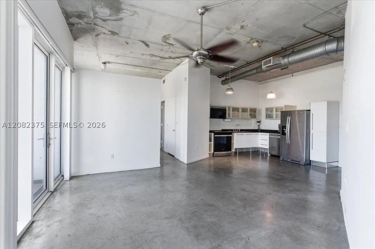 2-bedroom Condo — 10 South River Dr #806, Miami, FL 33130