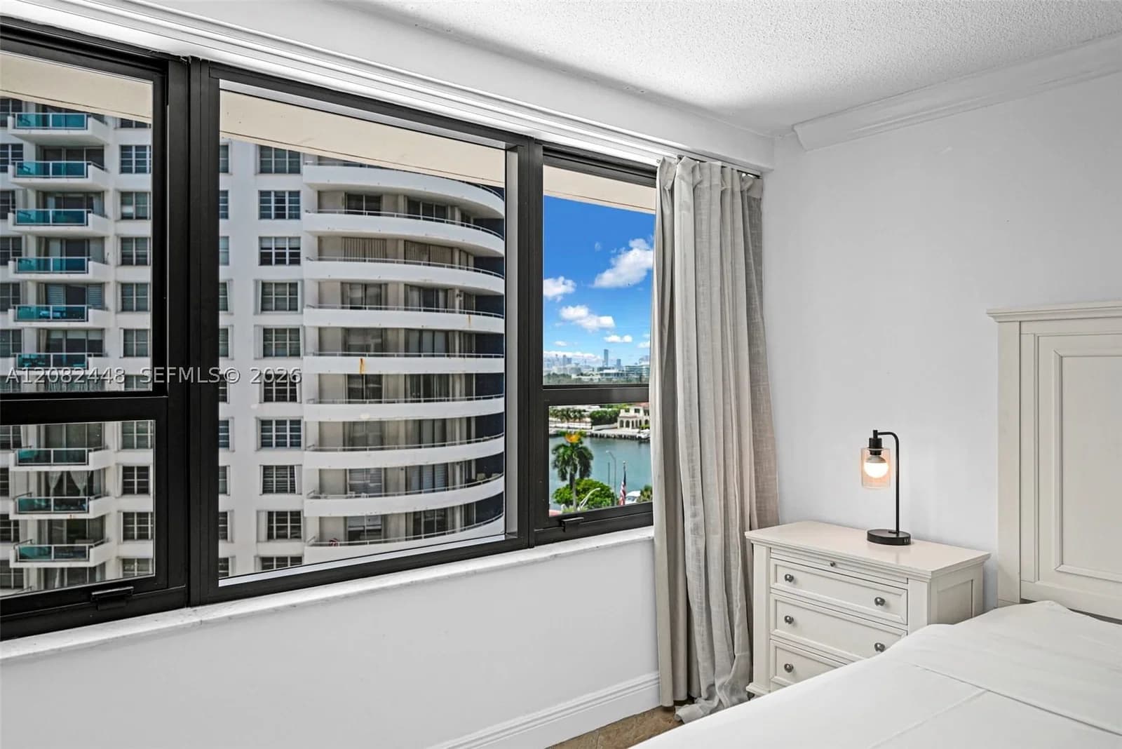 2+1 Condo — 5225 Collins Ave #1015, Miami Beach, FL 33140