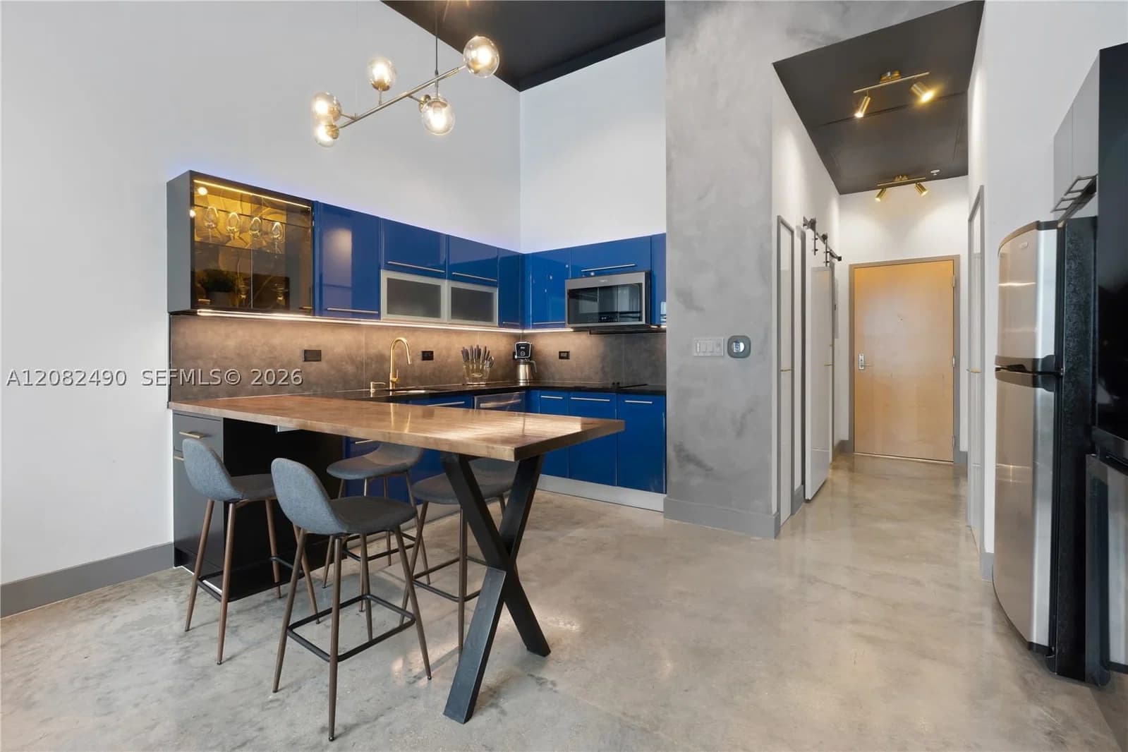Condo — 253 2nd St #314, Miami, FL 33132