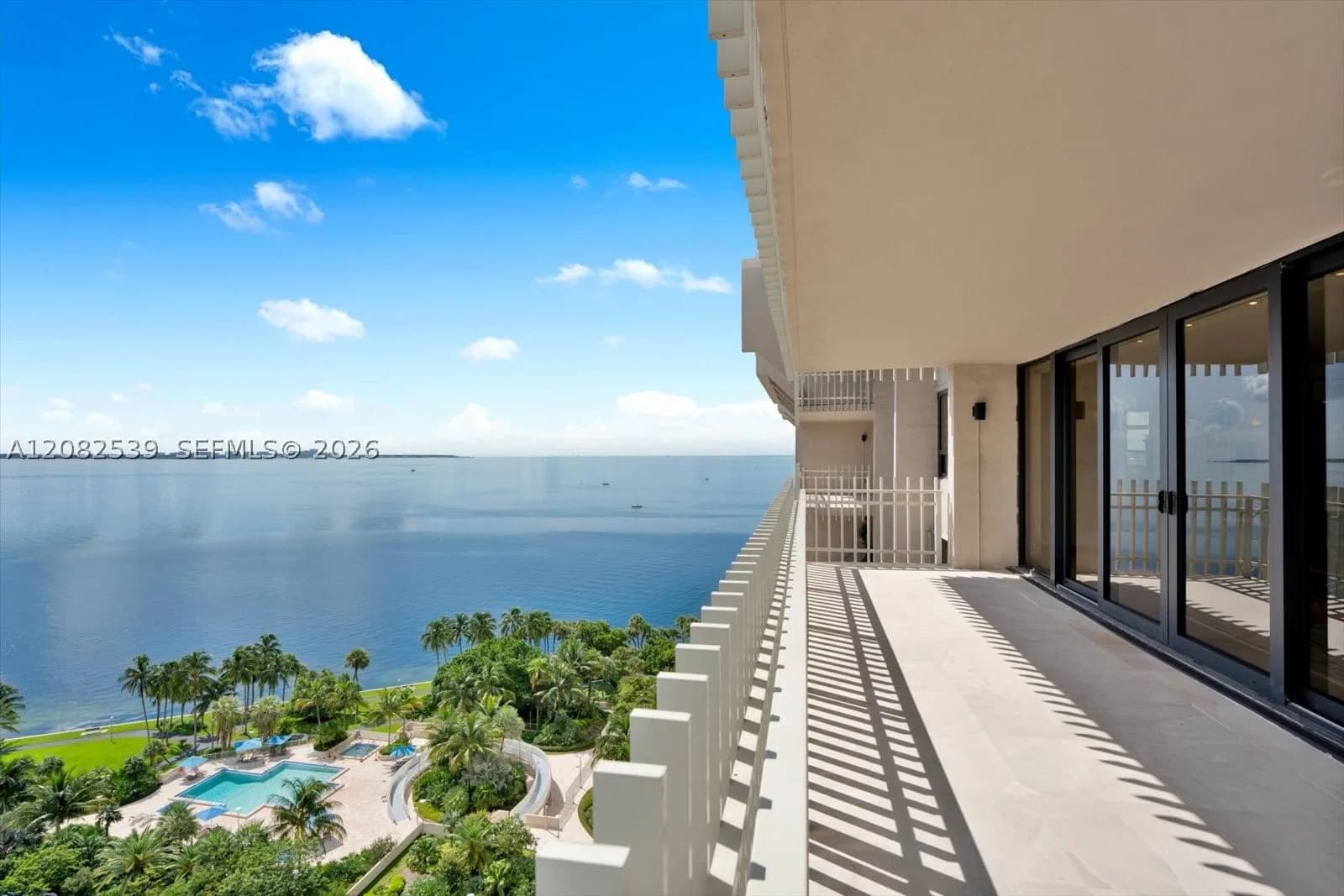 3+1 Condo — 2 Grove Isle Dr #B1709, Miami, FL 33133