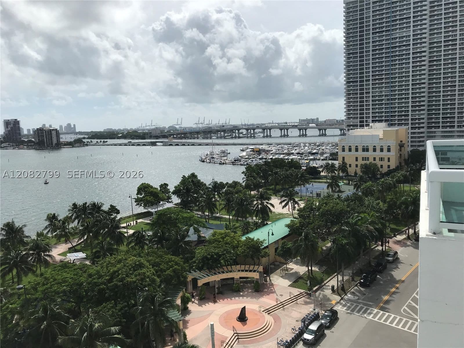 1-bedroom Condo — 1800 Bayshore Dr #2204, Miami, FL 33132