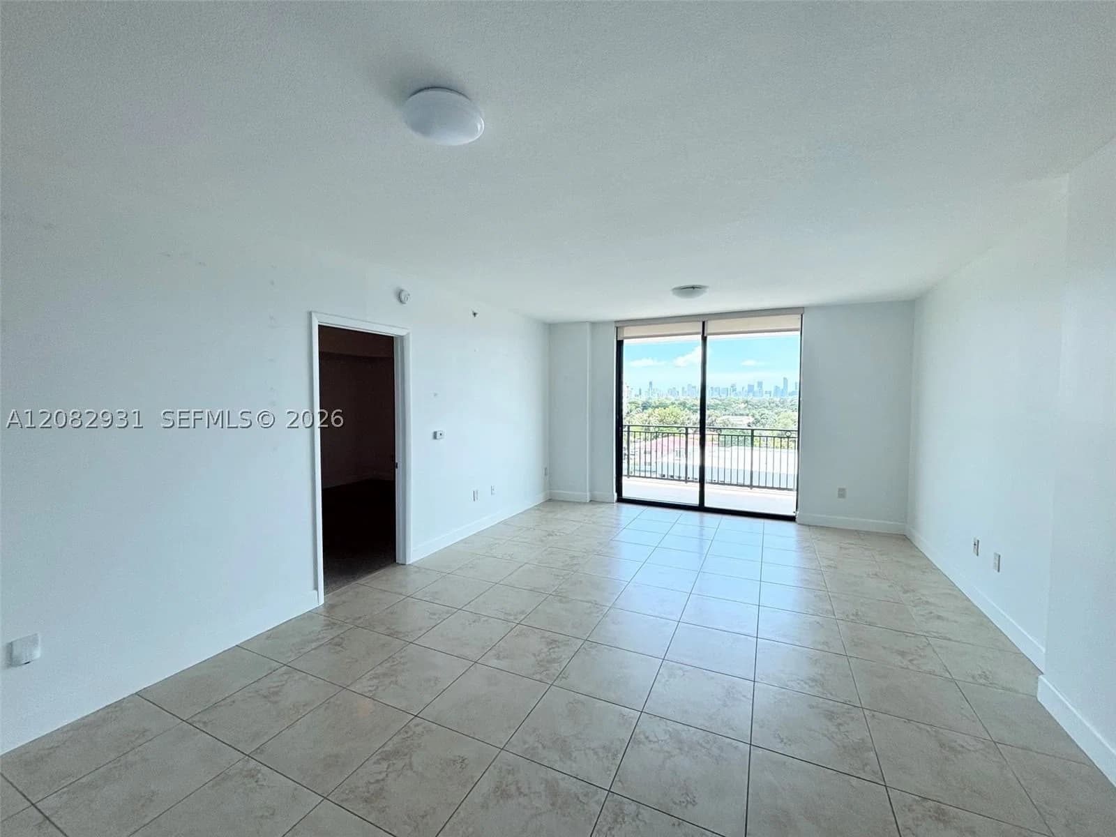 2+1 Condo — 1300 Ponce De Leon Blvd #605, Coral Gables, FL 33134