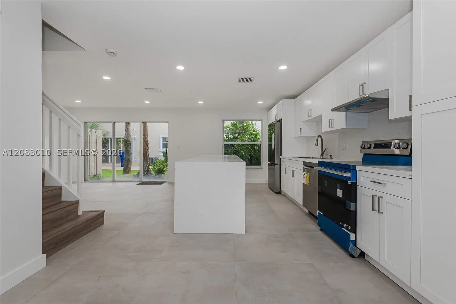 3-bedroom Townhouse — 17139 23rd St, Pembroke Pines, FL 33028