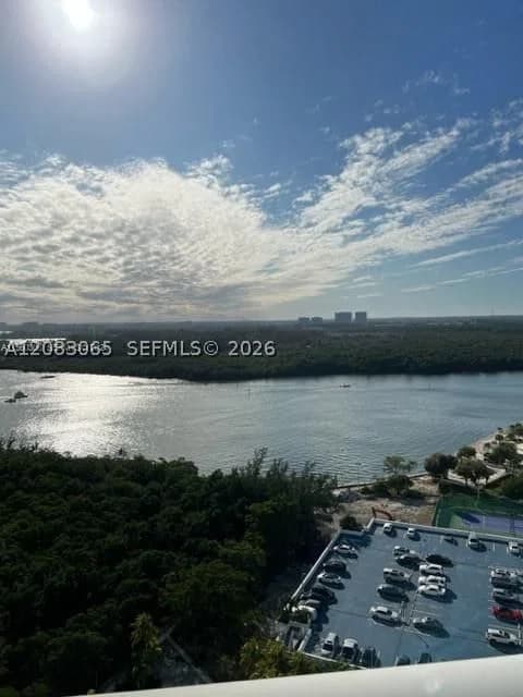 2-bedroom Condo — 100 Bayview Dr #PH-21, Sunny Isles Beach, FL 33160