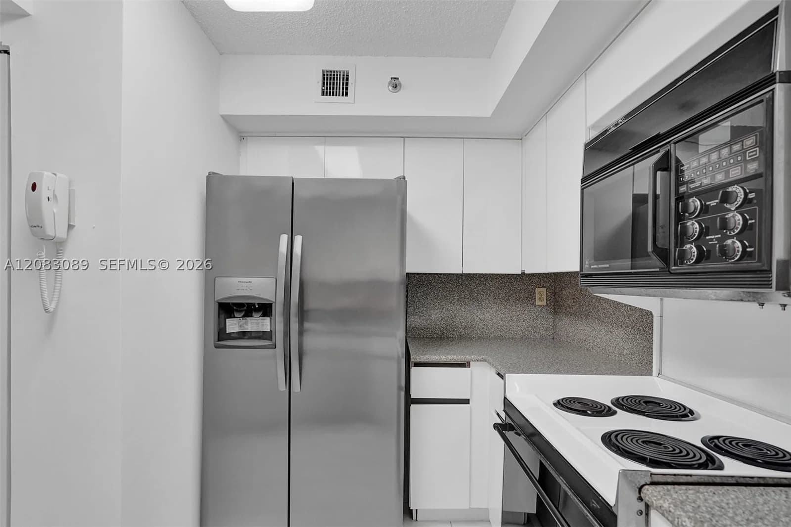 2+1 Condo — 6767 Collins Ave #307, Miami Beach, FL 33141