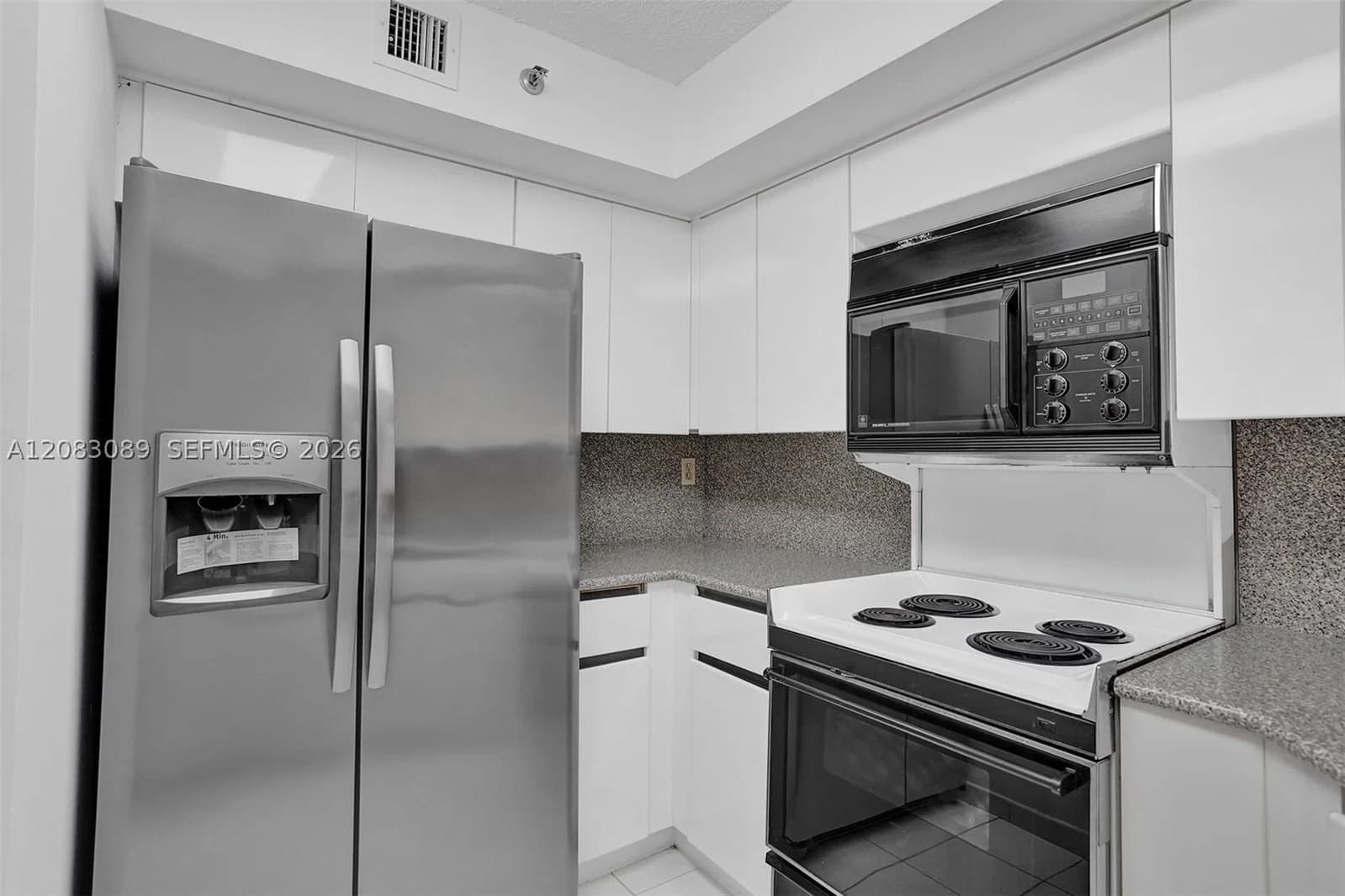 2+1 Condo — 6767 Collins Ave #307, Miami Beach, FL 33141