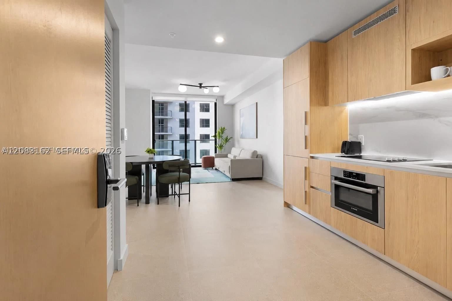 1-bedroom Condo — 11 6th St #1712, Miami, FL 33132