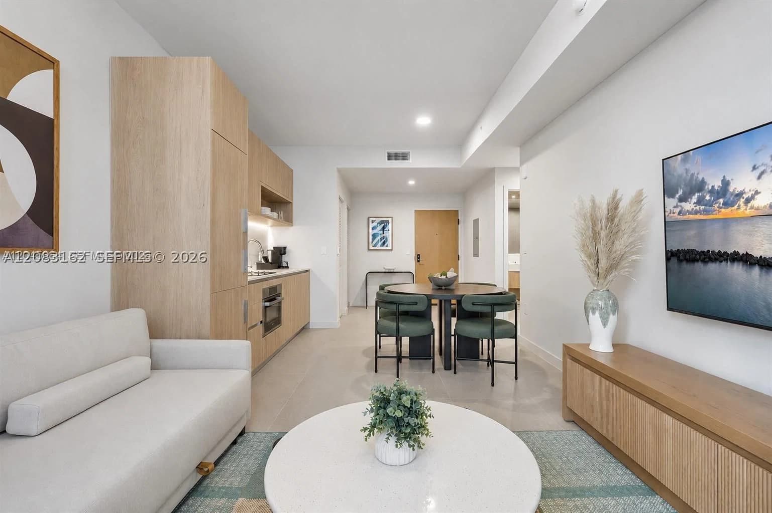 1-bedroom Condo — 11 6th St #1712, Miami, FL 33132