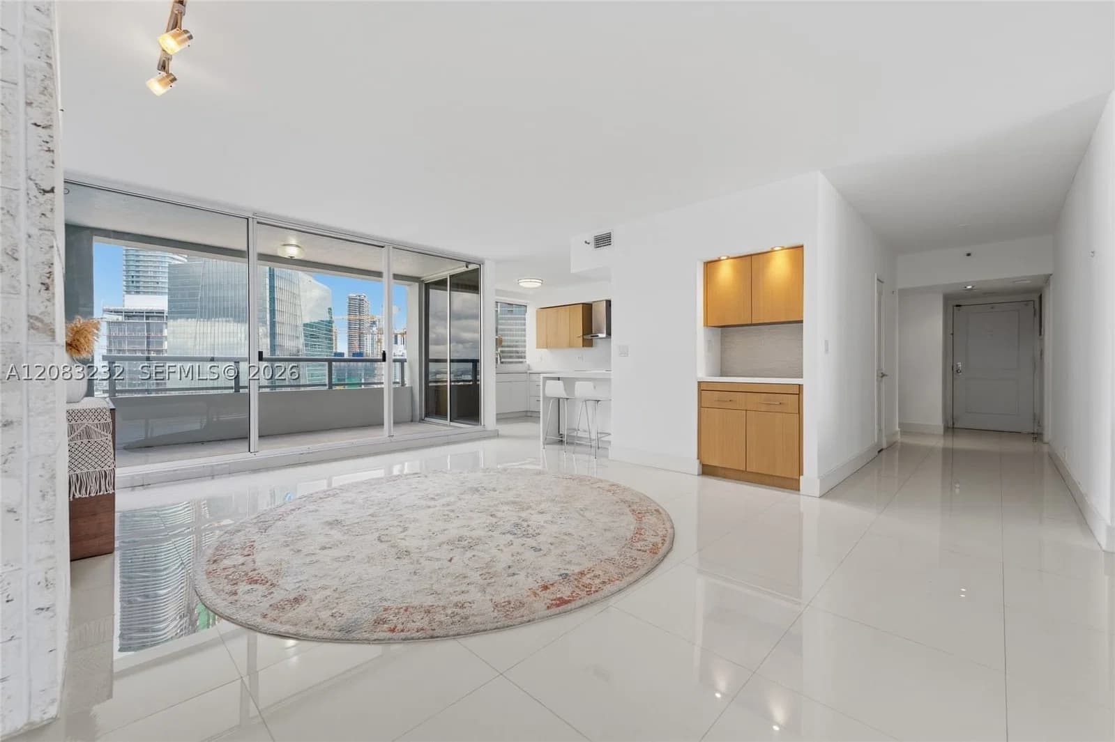 2+1 Condo — 1541 Brickell Ave #B3403, Miami, FL 33129