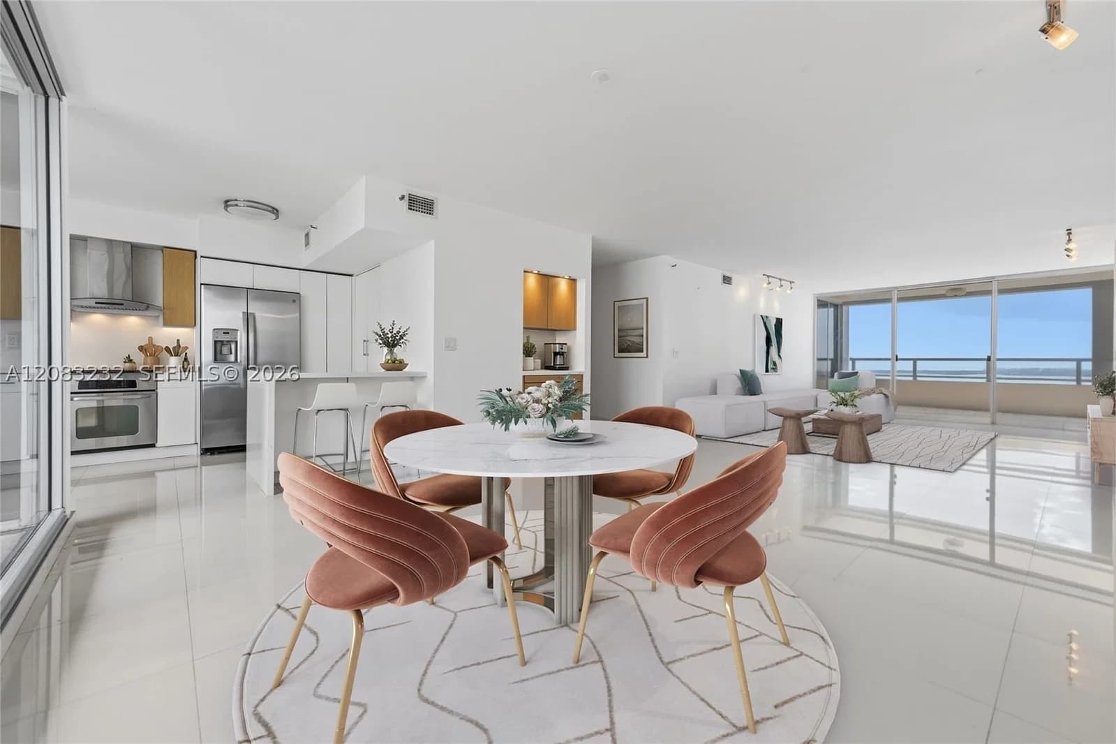 2+1 Condo — 1541 Brickell Ave #B3403, Miami, FL 33129