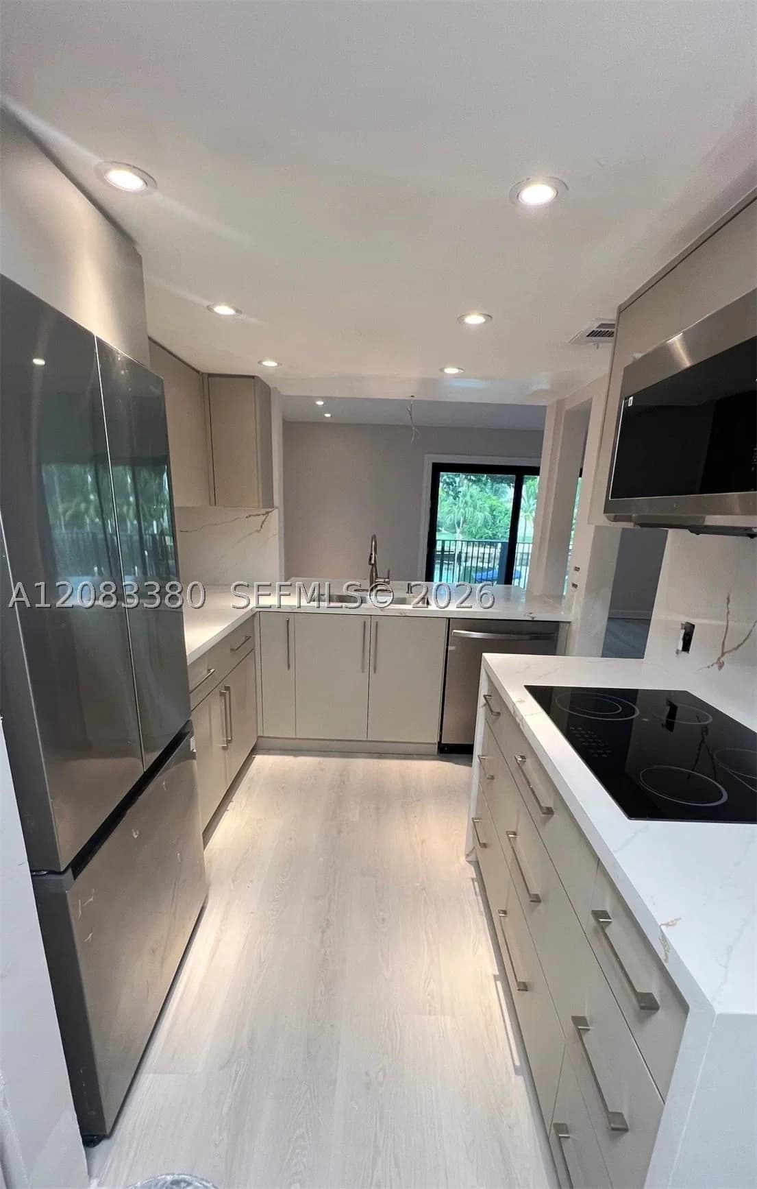 2+1 Condo — 6855 Edgewater Dr #1CS, Coral Gables, FL 33133