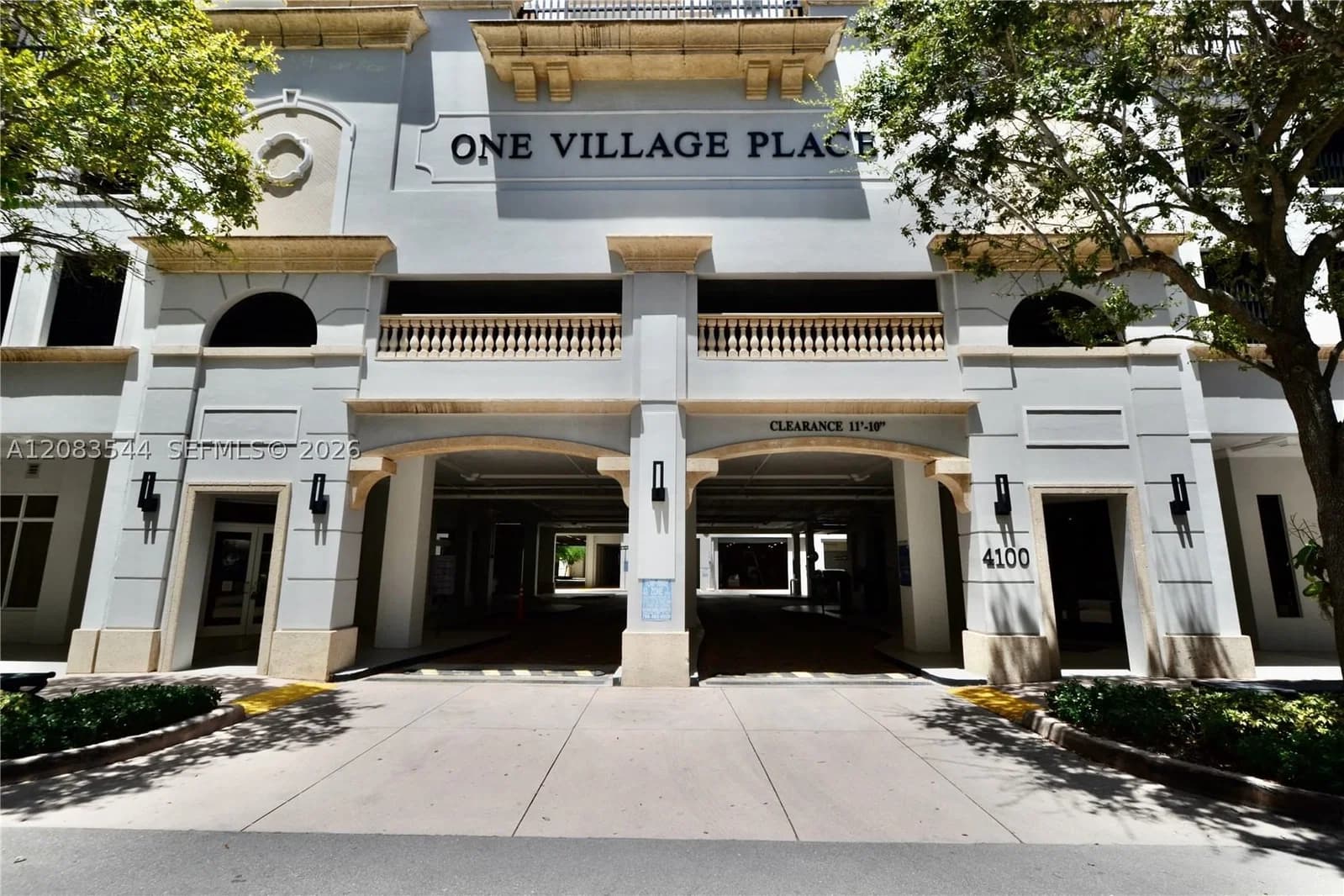 2+1 Condo — 4100 Salzedo St #919, Coral Gables, FL 33146