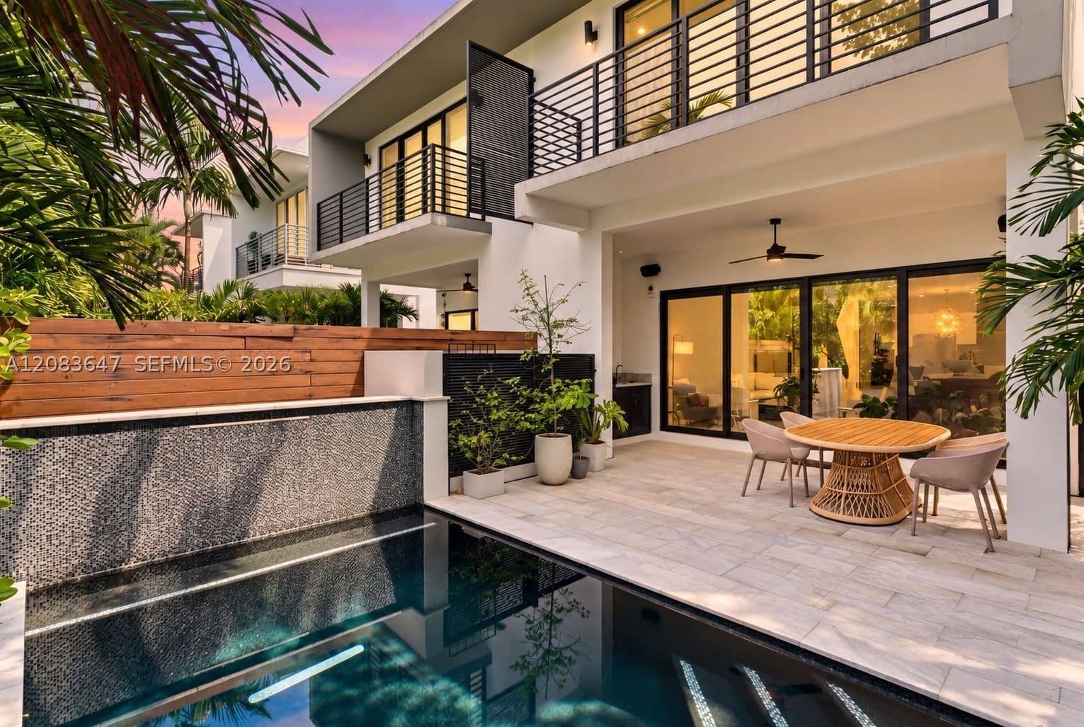 4+1 Townhouse — 3082 Indiana St, Miami, FL 33133