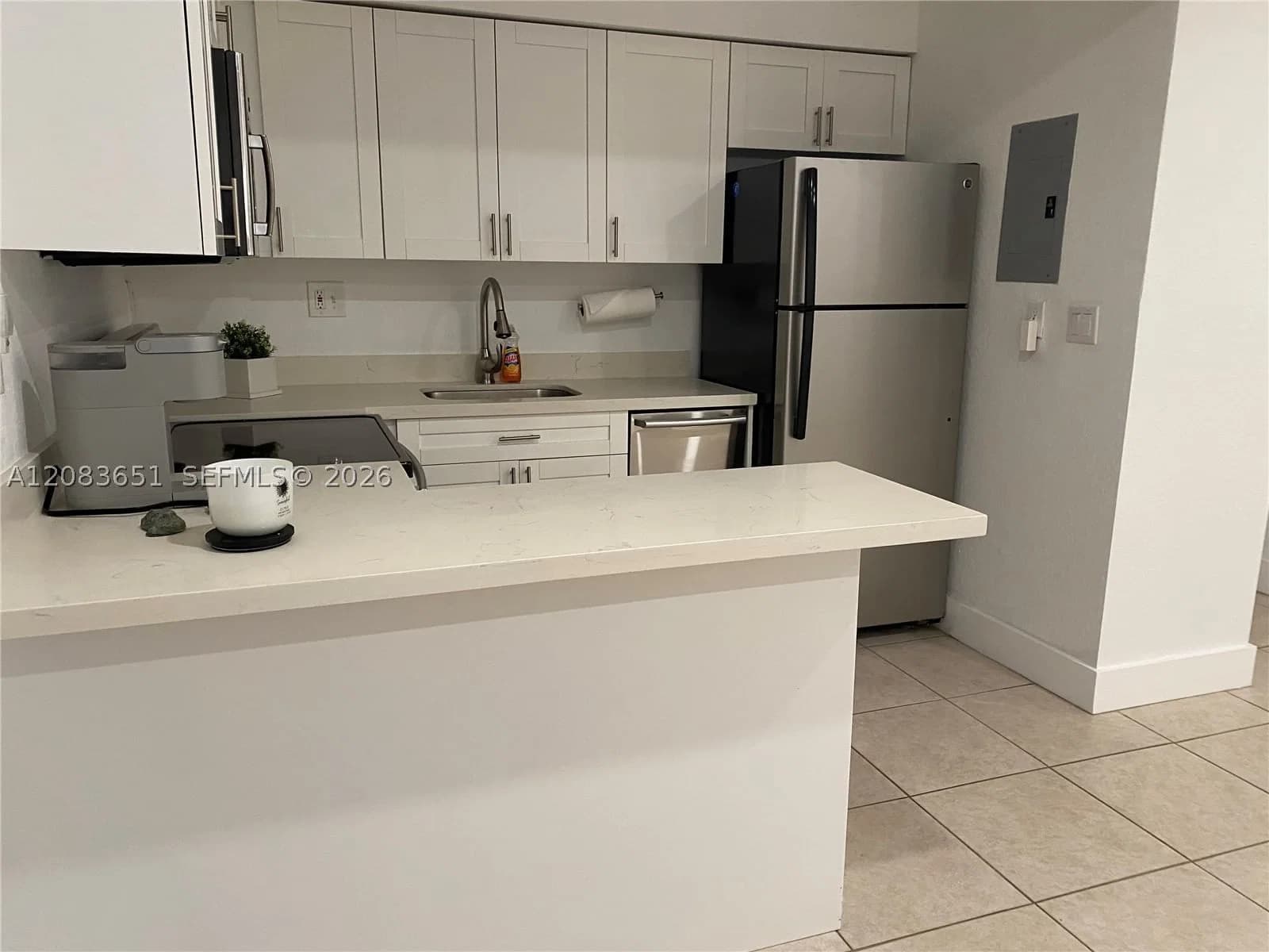 1+1 Condo — 1 Edgewater Dr + DEN #103, Coral Gables, FL 33133