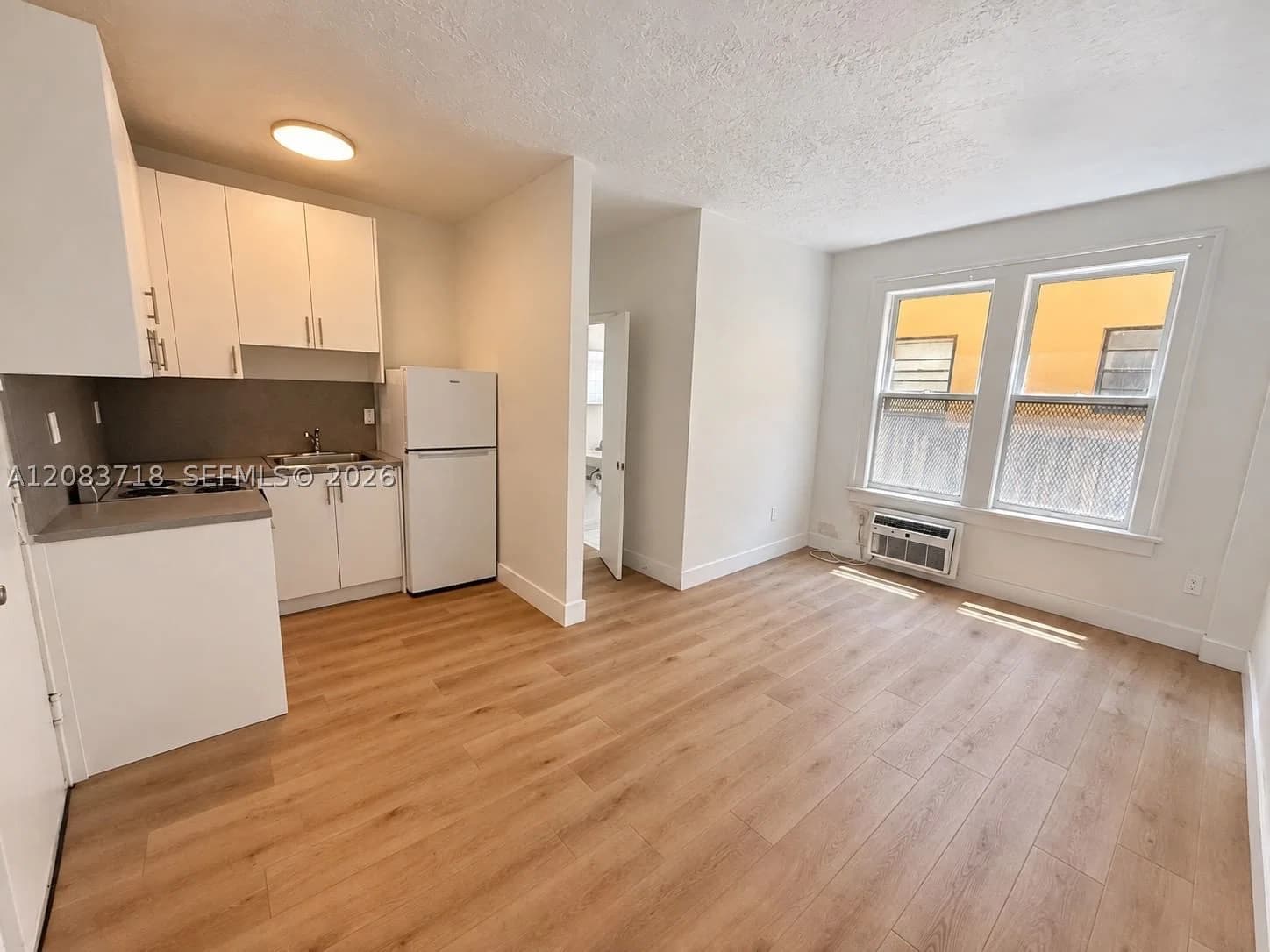 1-bedroom Condo — 1615 Pennsylvania Ave #6, Miami Beach, FL 33139