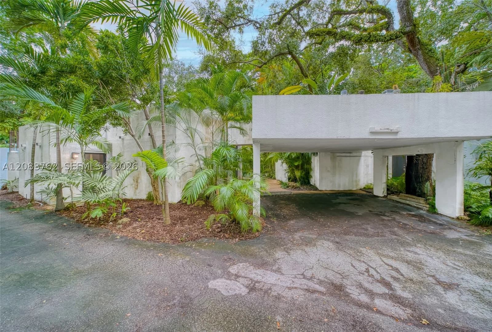2+1 Townhouse — 3028 Day Ave #3028, Miami, FL 33133