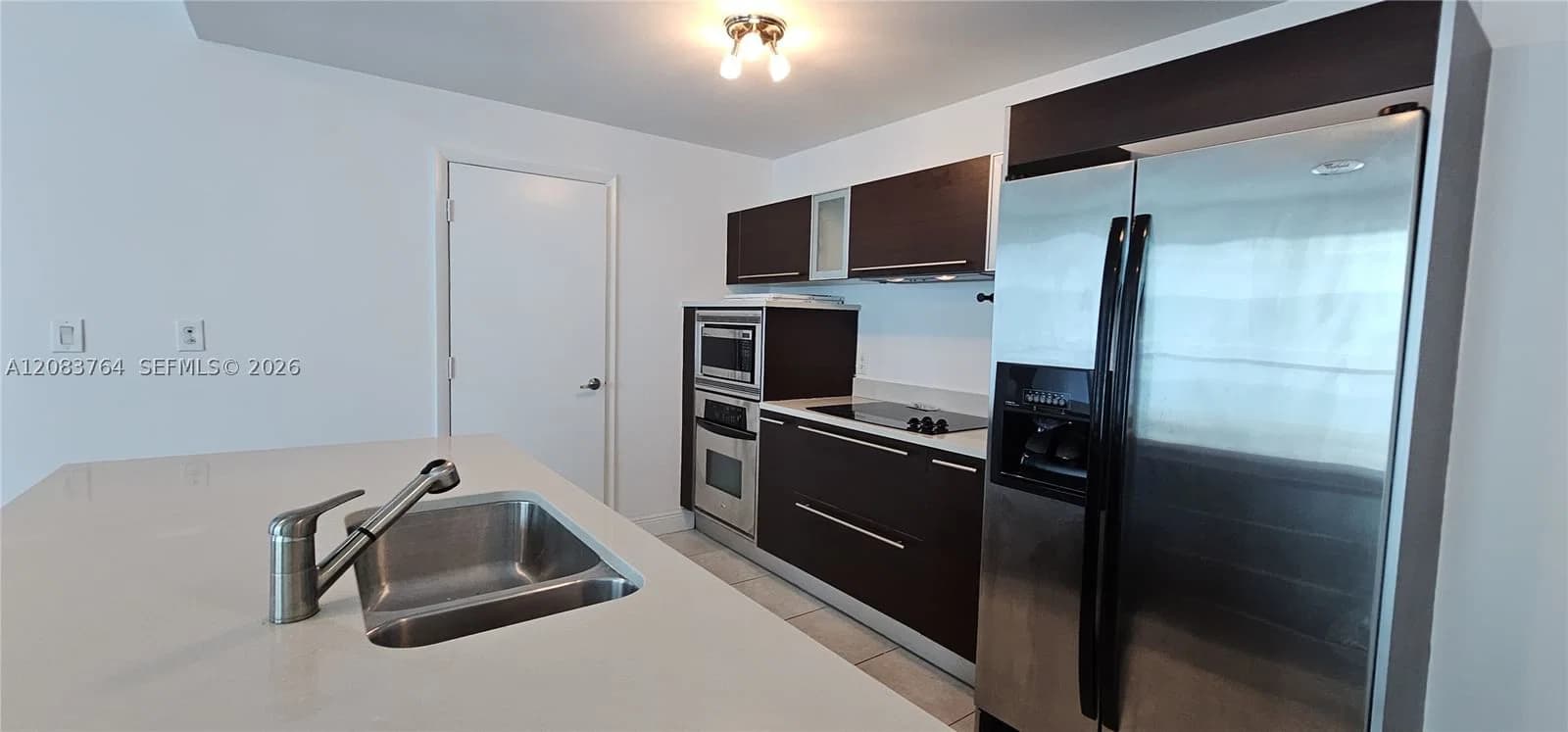 1+1 Condo — 1900 Bayshore Dr #1617, Miami, FL 33132