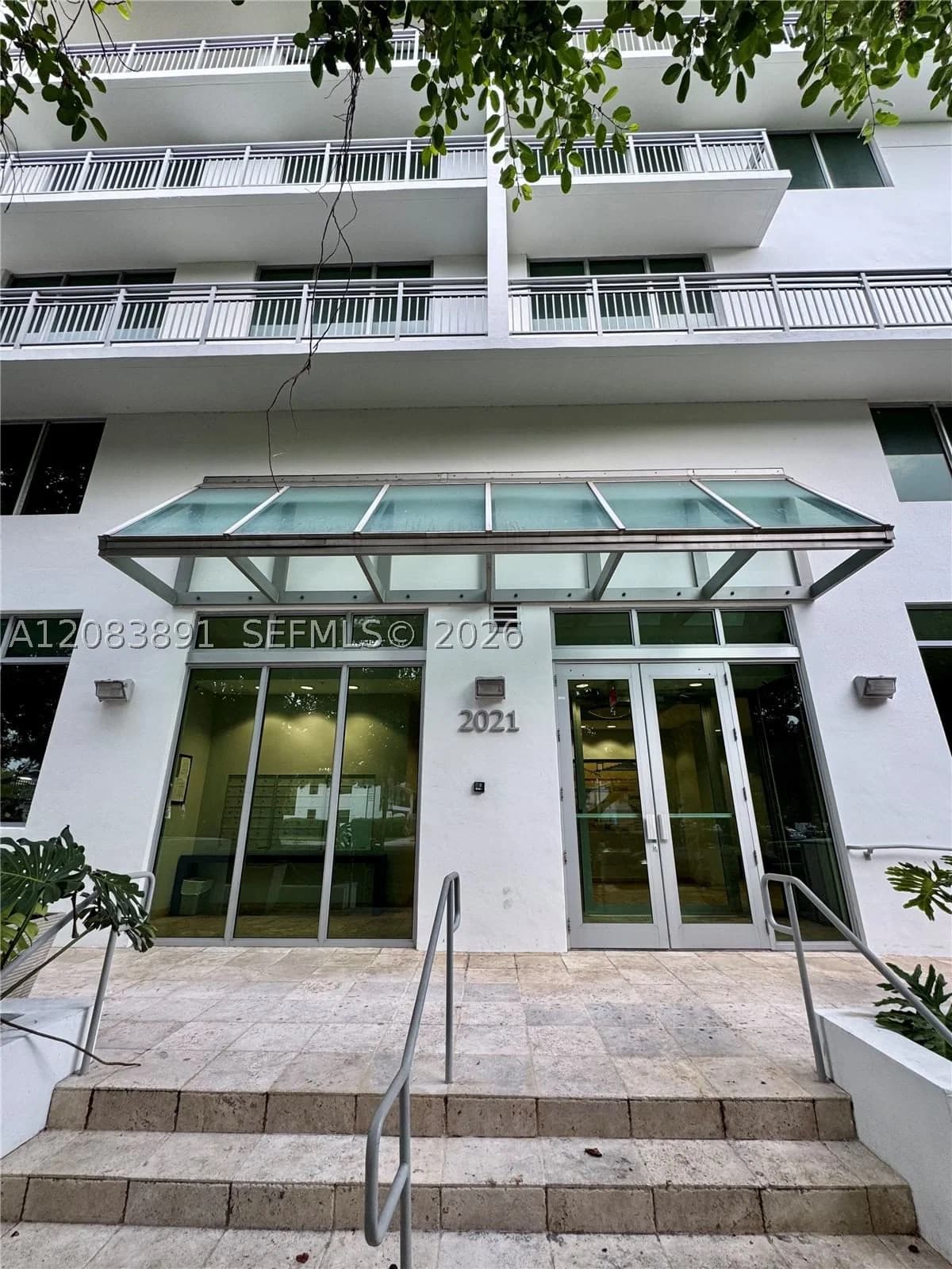 2+1 Condo — 2021 3rd Ave #1102, Miami, FL 33129