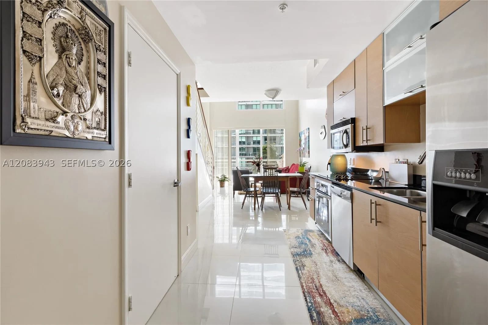 1-bedroom Condo — 60 13th St #1422, Miami, FL 33130