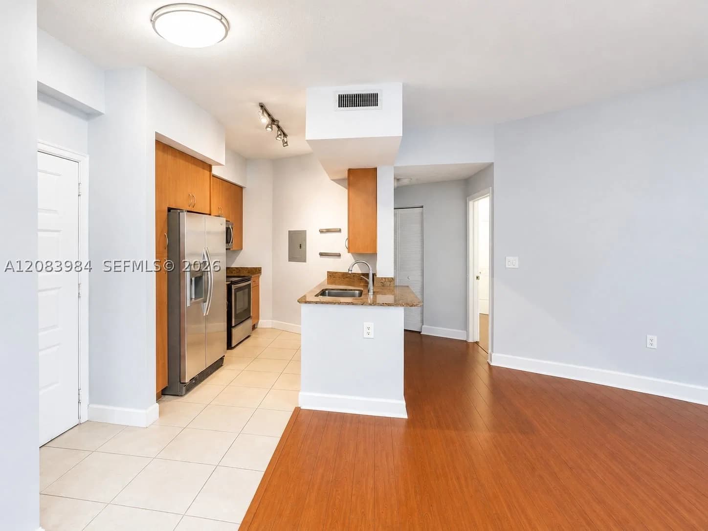 1+1 Condo — 1830 Radius Dr #1102, Hollywood, FL 33020