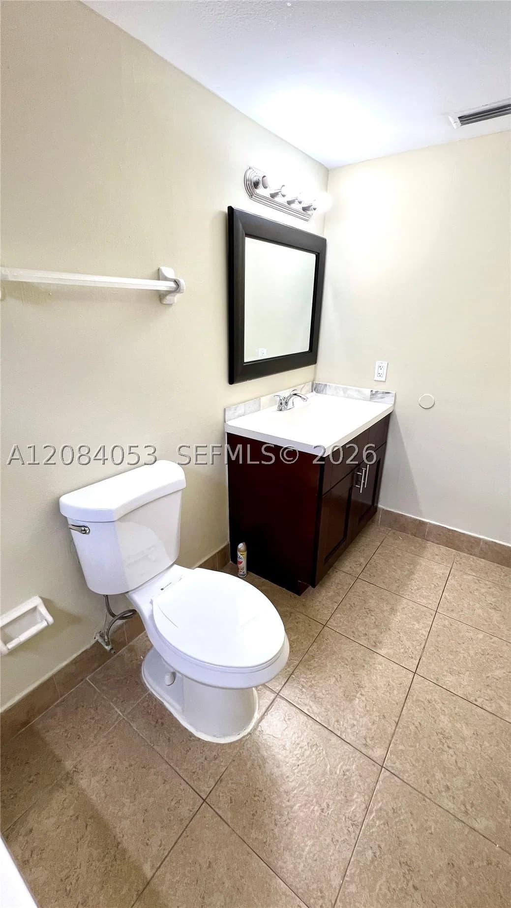 1-bedroom Condo — 686 114th Ave #101, Sweetwater, FL 33172