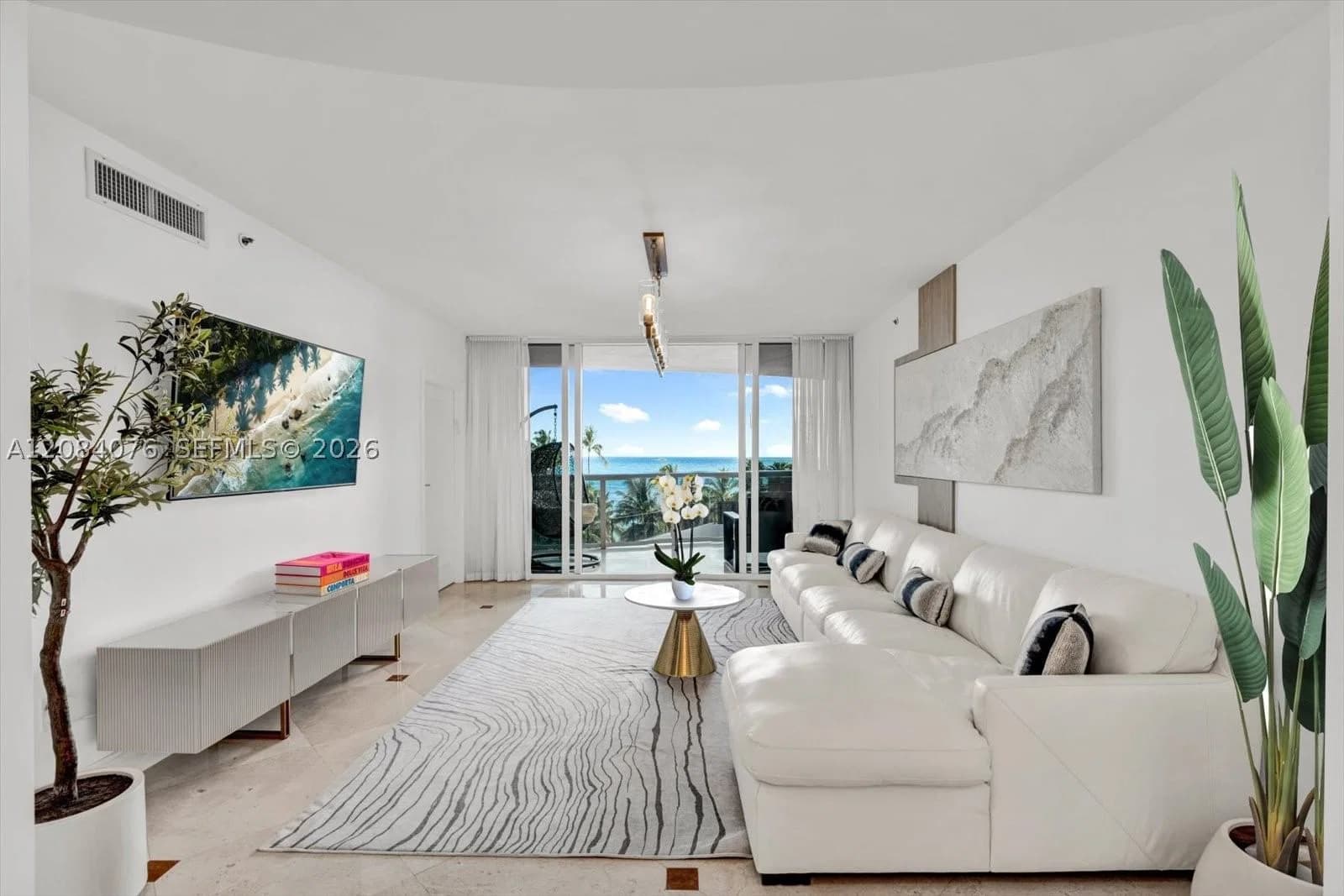 3-bedroom Condo — 18911 Collins Ave #606, Sunny Isles Beach, FL 33160