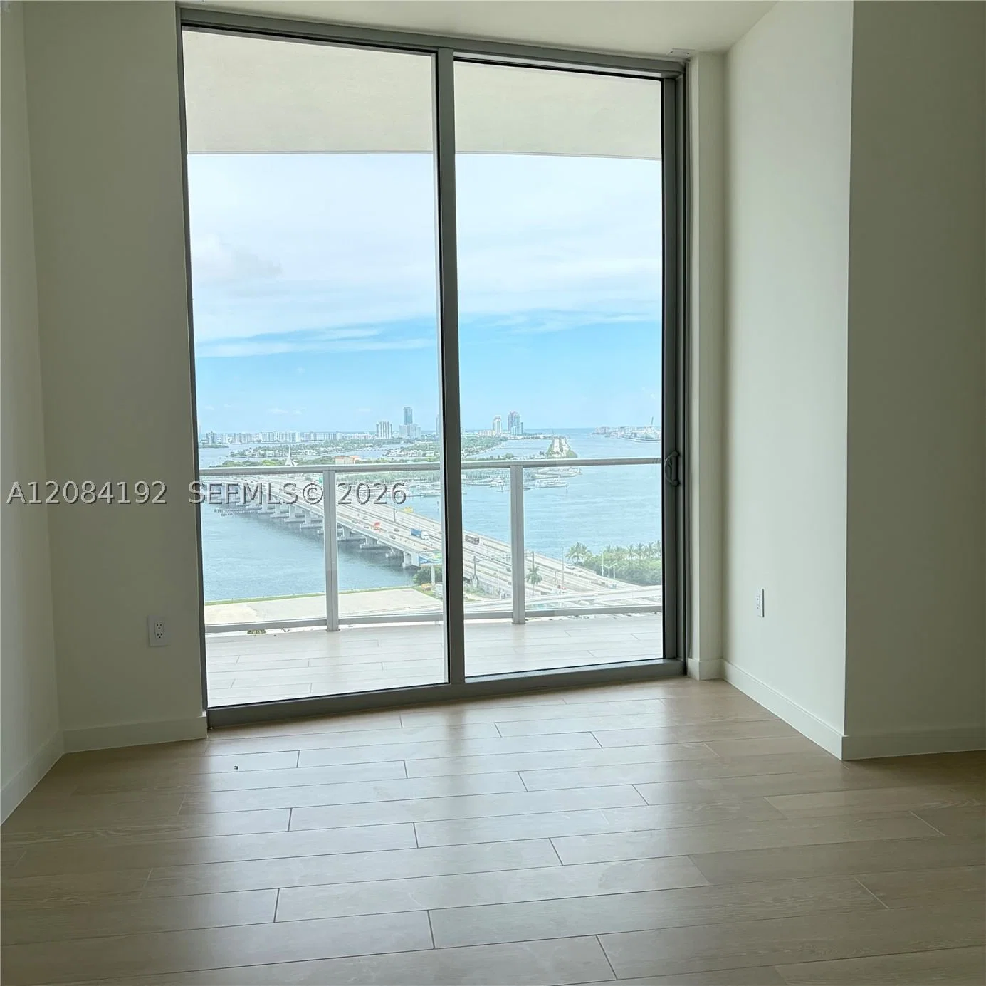2+1 Condo — 1400 Biscayne Blvd #2003, Miami, FL 33132