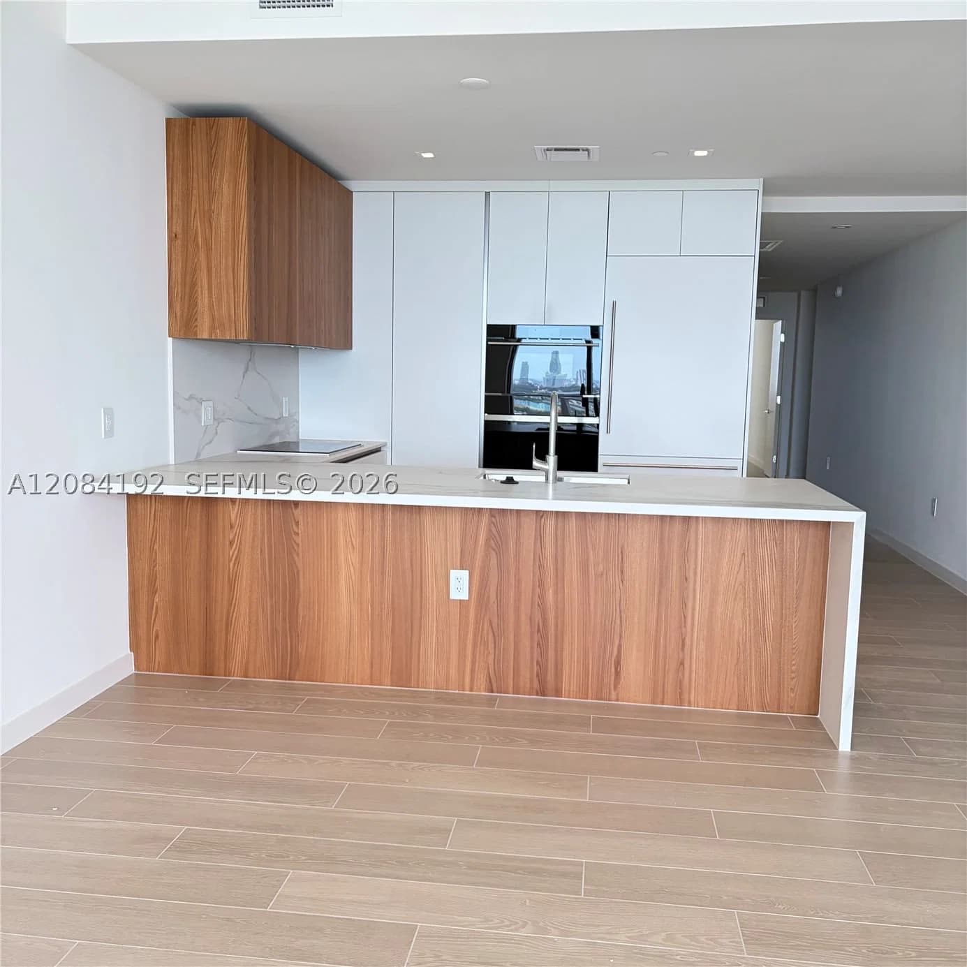 2+1 Condo — 1400 Biscayne Blvd #2003, Miami, FL 33132