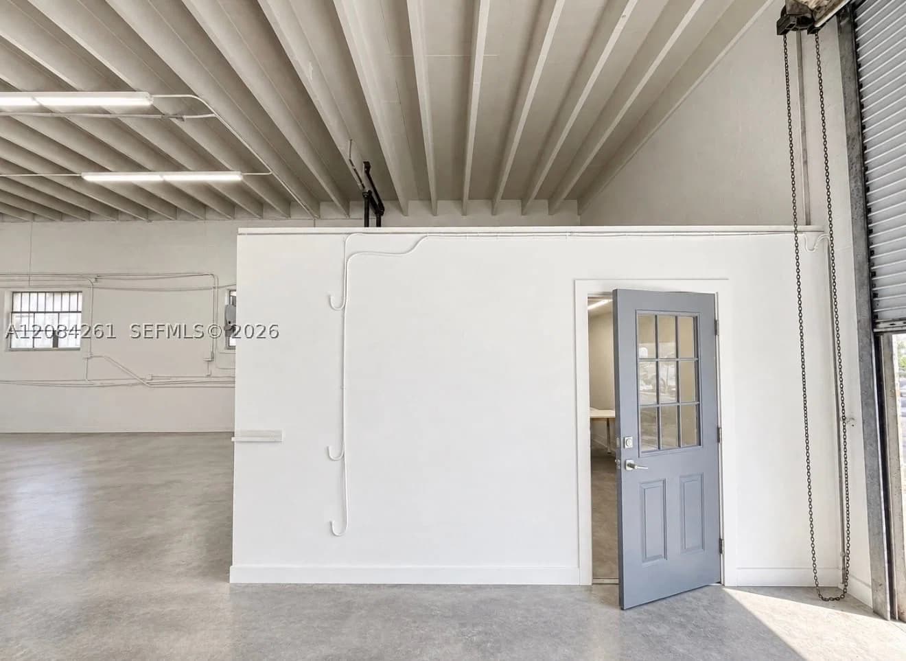 Mülk — Miami, FL 33142