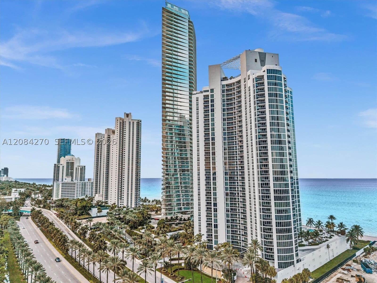 3-bedroom Condo — 18911 Collins Ave #2101, Sunny Isles Beach, FL 33160