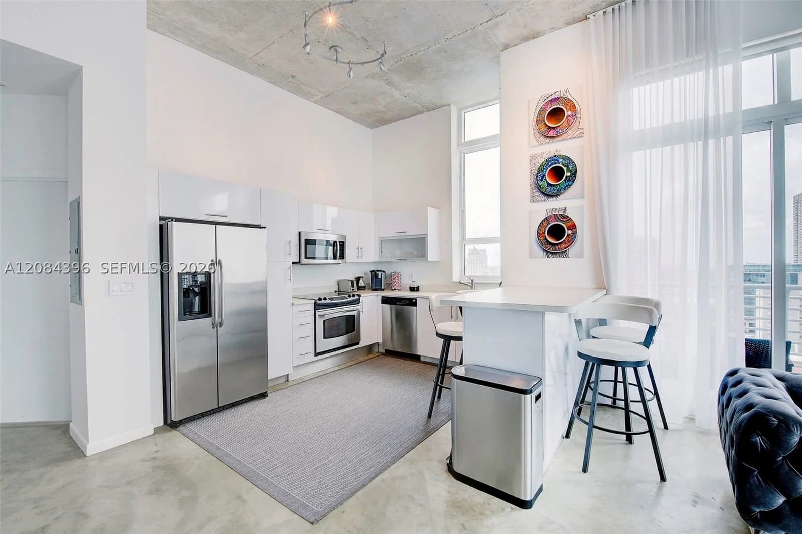2+1 Condo — 234 3rd St #UPH01, Miami, FL 33132