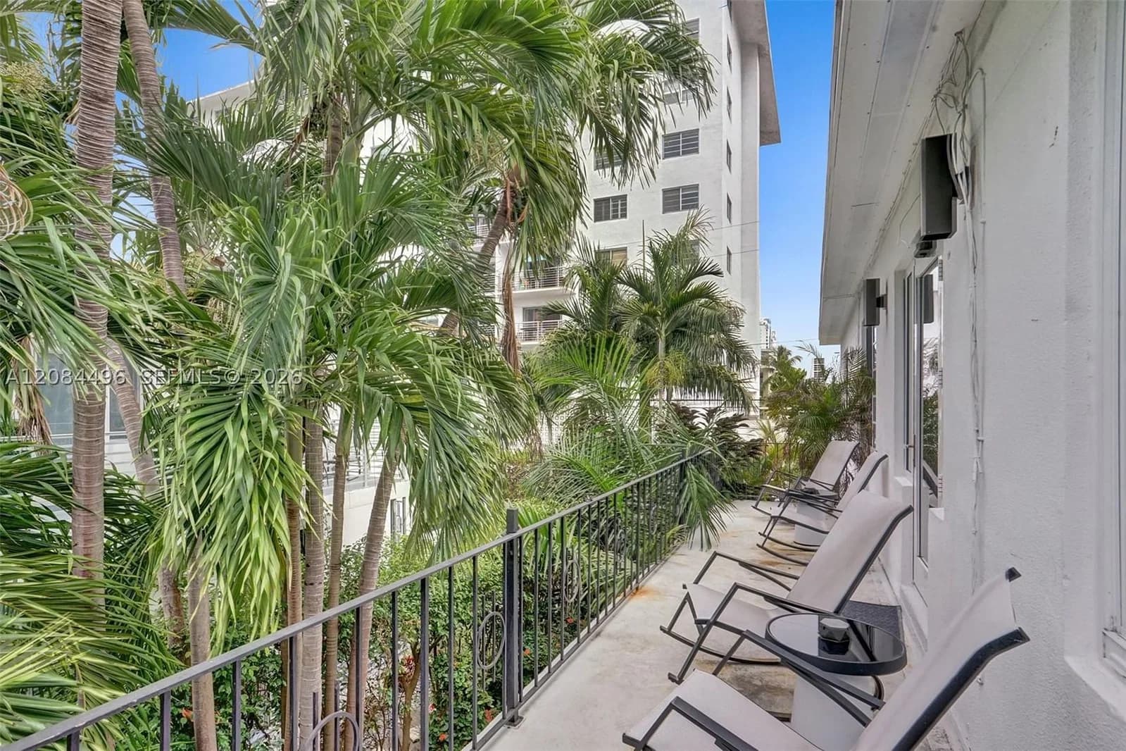 2-bedroom Apartment — 1431 Lincoln Ter #3, Miami Beach, FL 33139