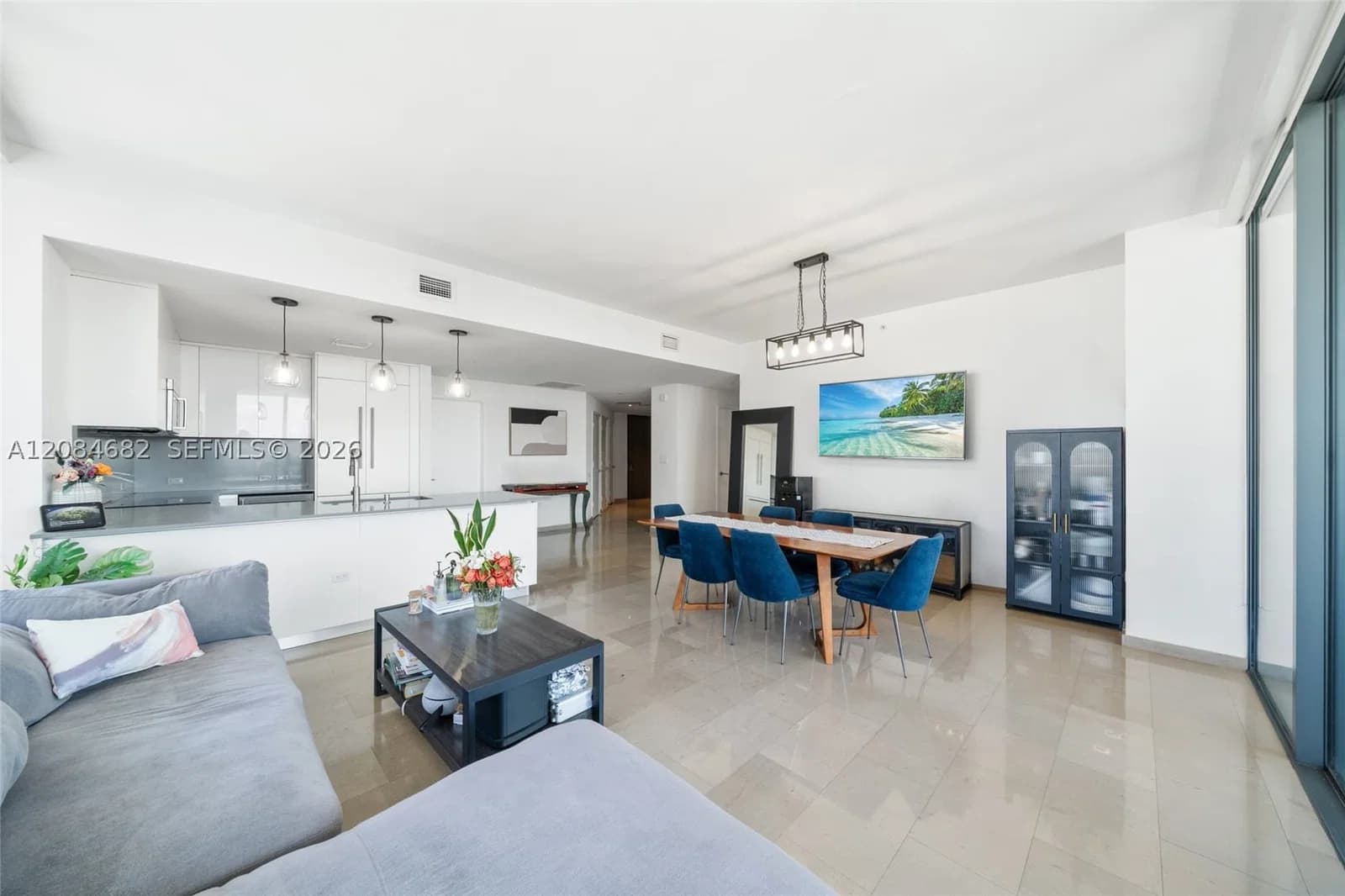 3+1 Condo — 88 7th St #2312, Miami, FL 33130