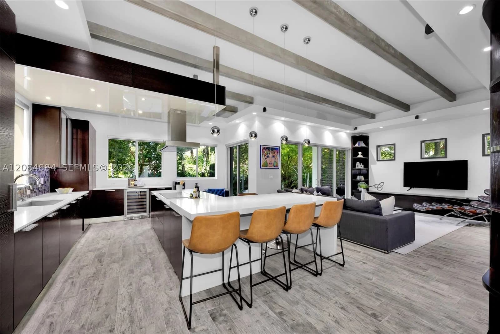 4+1 Müstakil ev — 101 21st Rd, Miami, FL 33129
