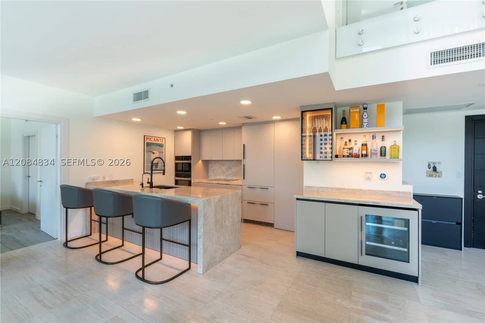 2+1 Townhouse — 200 Biscayne Blvd Way #508, Miami, FL 33131