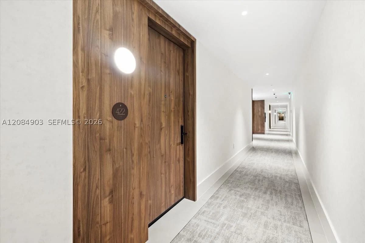 2+1 Condo — 2200 Brickell Avenue #422, Miami, FL 33129