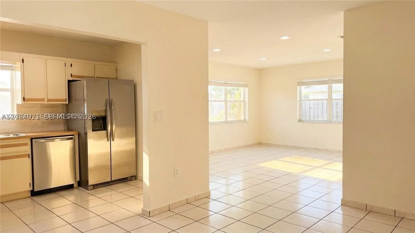 3+1 Mülk — 2820 25th St #2820, Miami, FL 33133