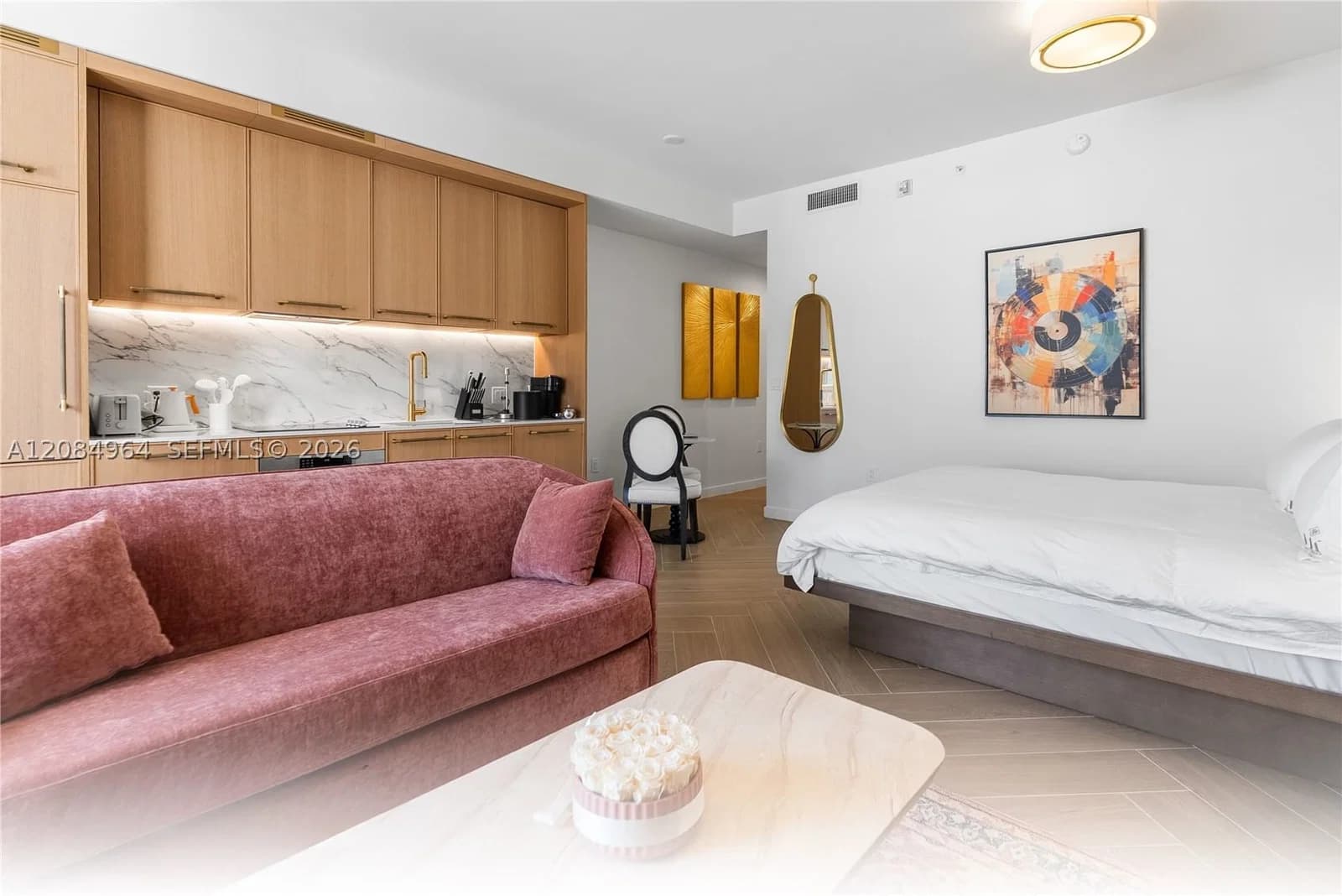 Condo — Miami, FL 33127