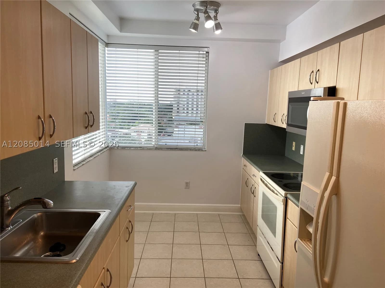 2+1 Condo — 2550 27th Ave #606, Miami, FL 33133