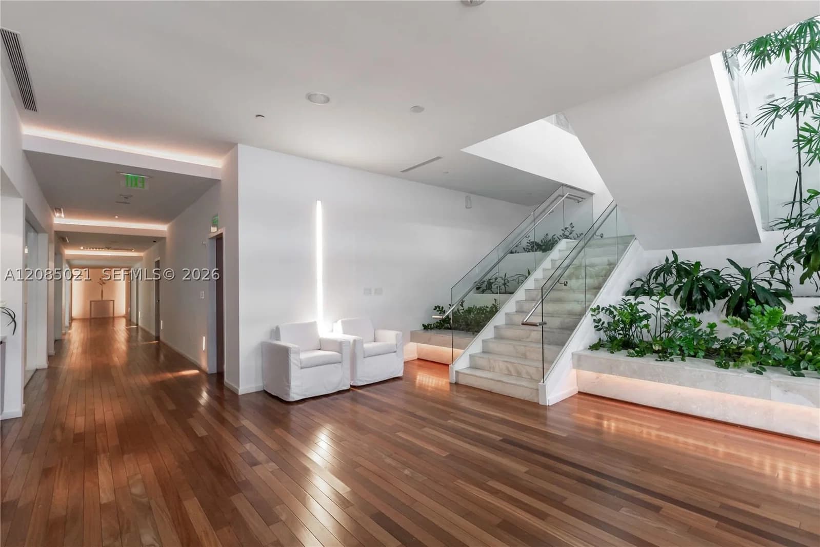 2+1 Condo — 1040 Biscayne Blvd #1806, Miami, FL 33132