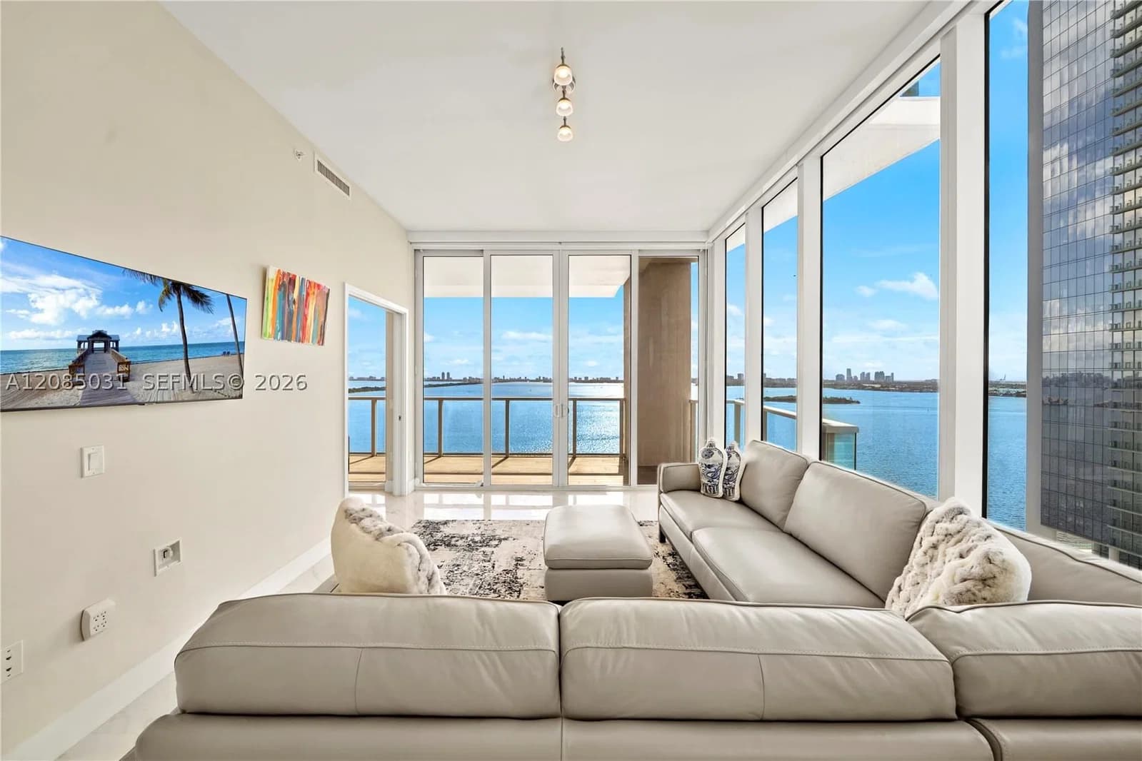 2+1 Condo — 601 27th St #1808, Miami, FL 33137