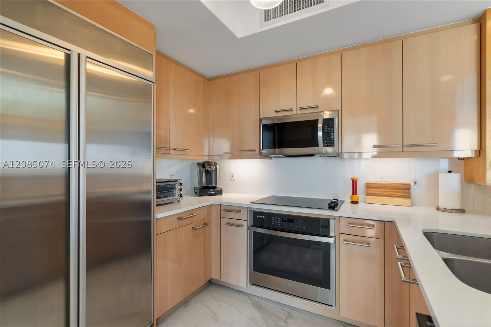 1+1 Condo — 3350 27th Ave #1807, Coconut Grove, FL 33133