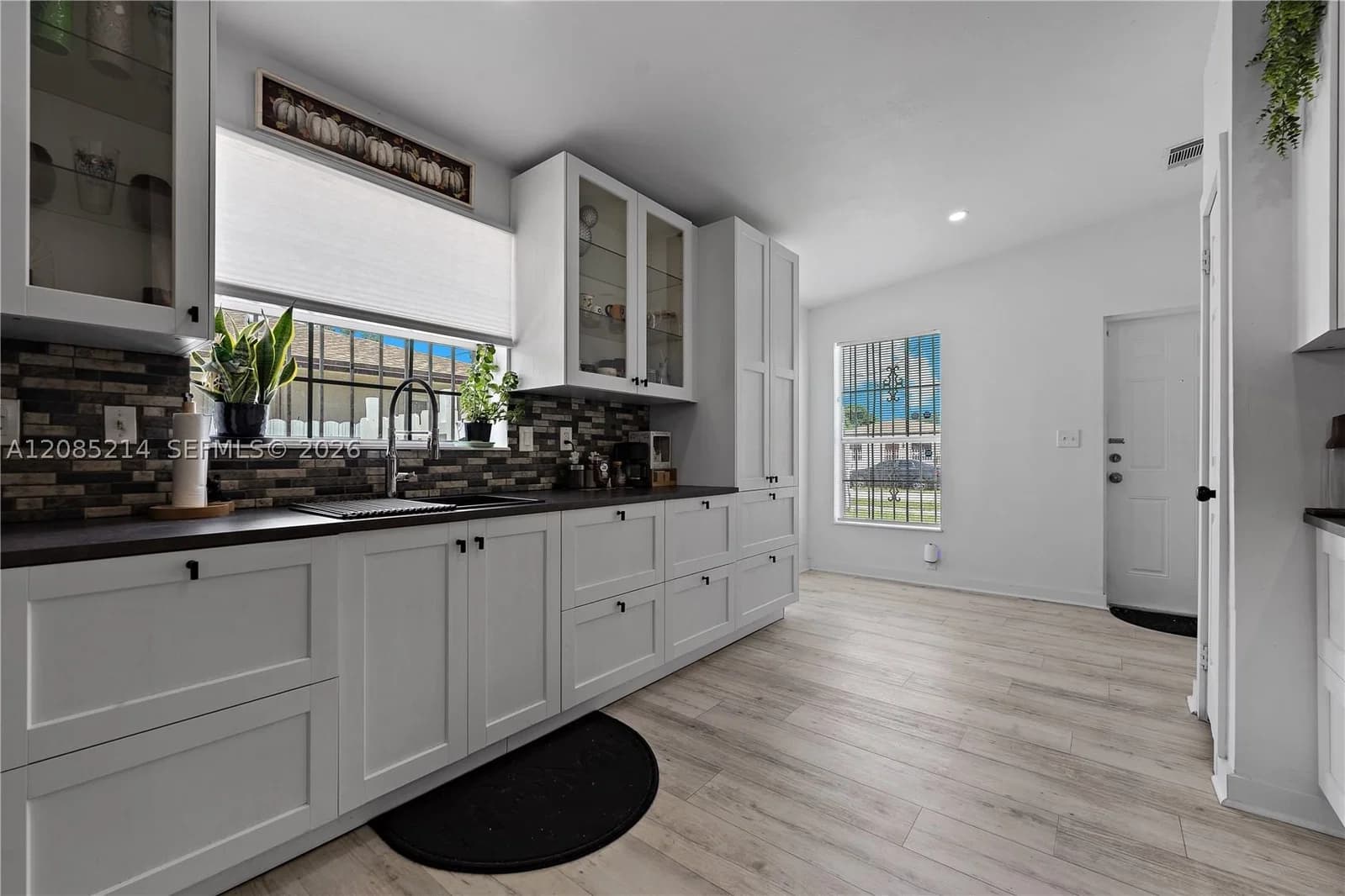 3+1 Müstakil ev — 1958 59th St, Miami, FL 33142