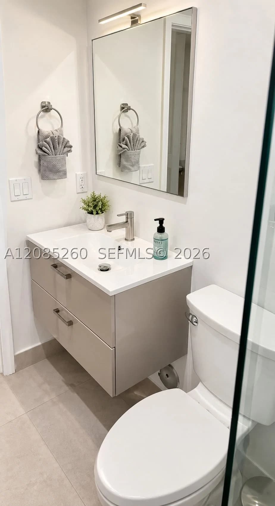 Mülk — 245 33rd St #103, Miami, FL 33137
