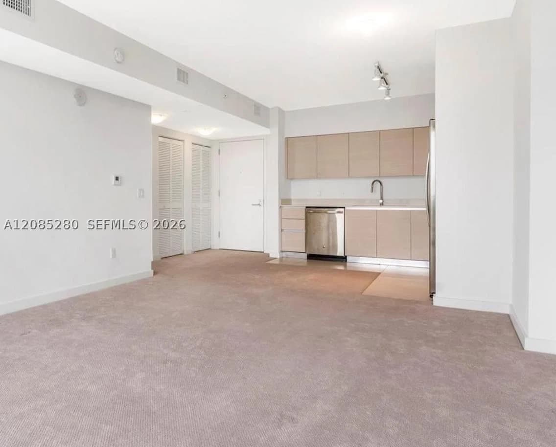 1+1 Condo — 4250 Biscayne Blvd #1611, Miami, FL 33137