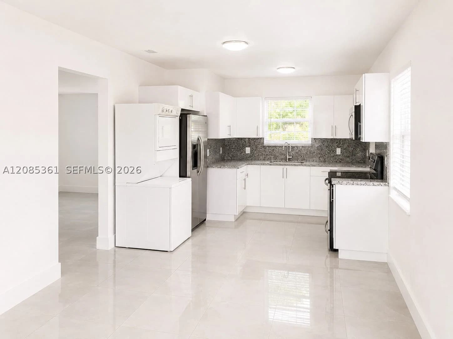 2+1 Müstakil ev — 1114 59th St, Miami, FL 33127