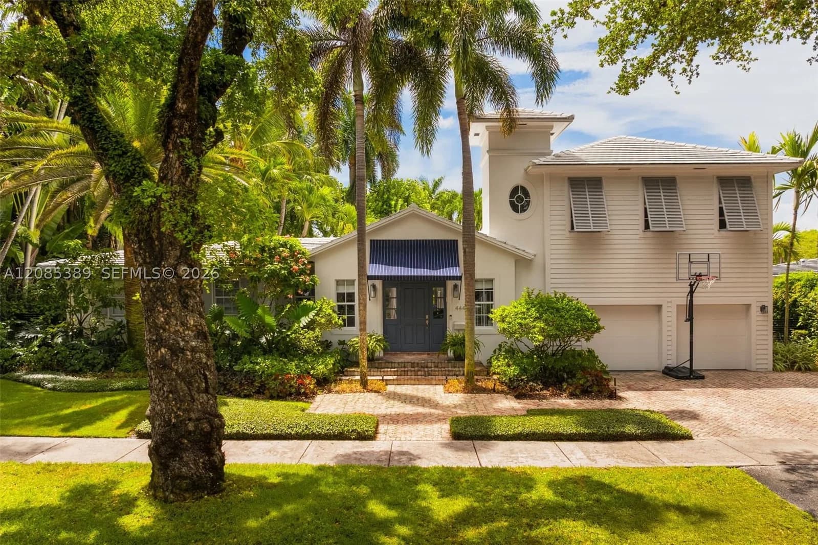 5+1 Müstakil ev — 444 Bargello Ave, Coral Gables, FL 33146