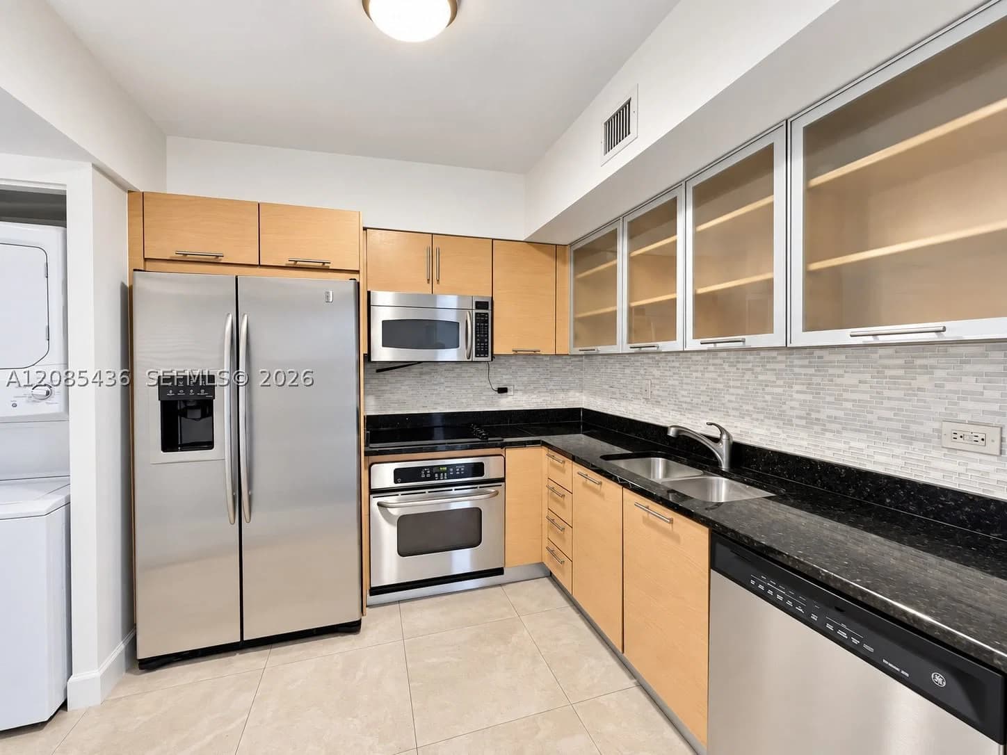 2+1 Condo — 31 5th St #2808, Miami, FL 33131