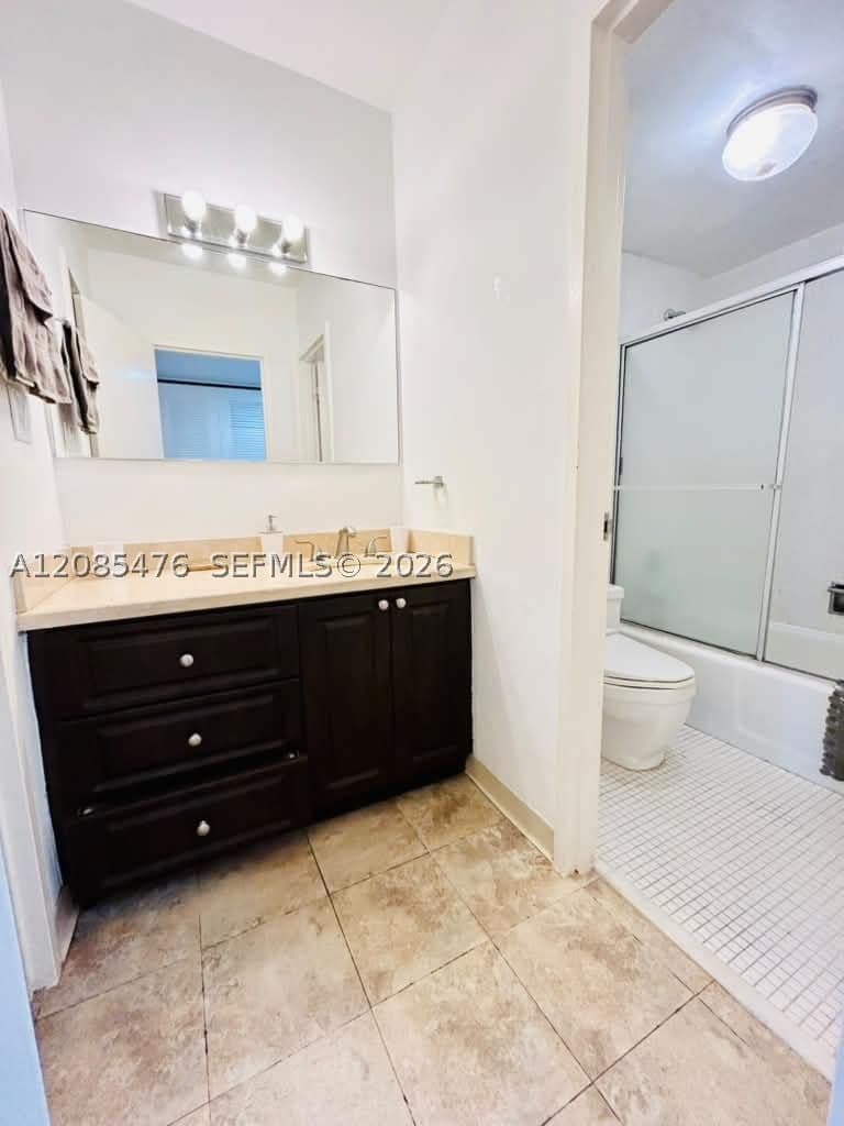 1-bedroom Condo — 100 Lincoln Rd #829, Miami Beach, FL 33139